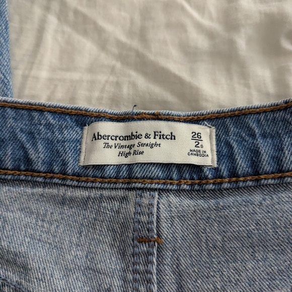 Abercrombie & Fitch vintage straight high rise 26 short - Picture 6 of 6